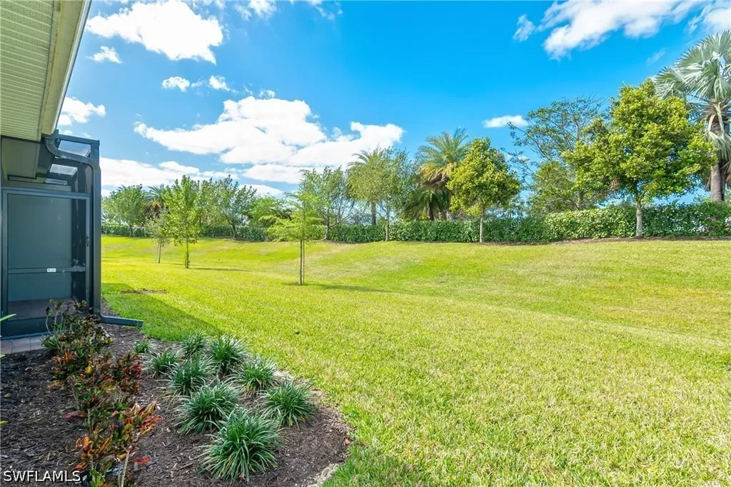 14559 Edgewater Circle Naples FL 34114