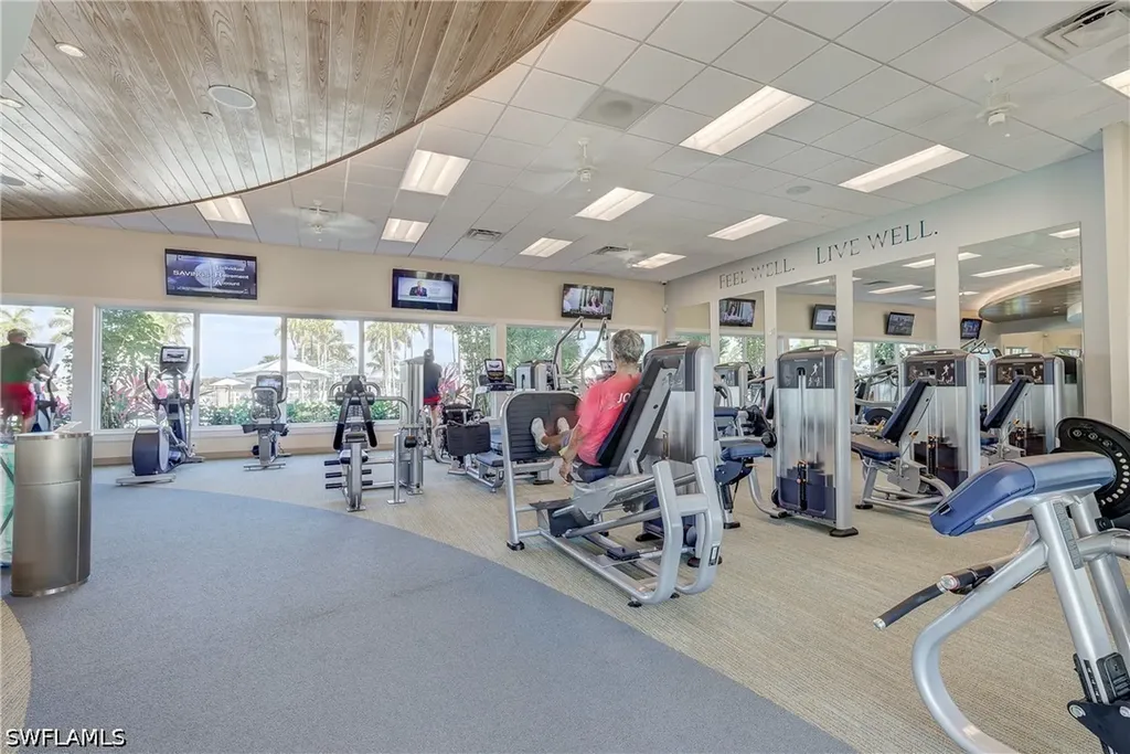 14559 Edgewater Circle Naples FL 34114