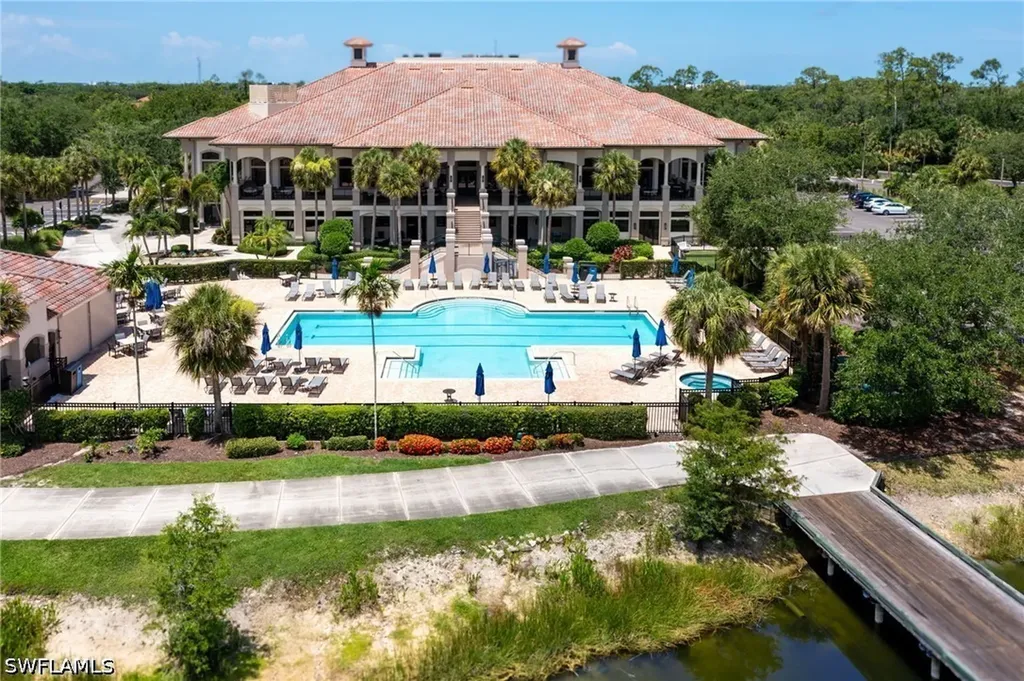 20201 Burnside Place Estero FL 33928