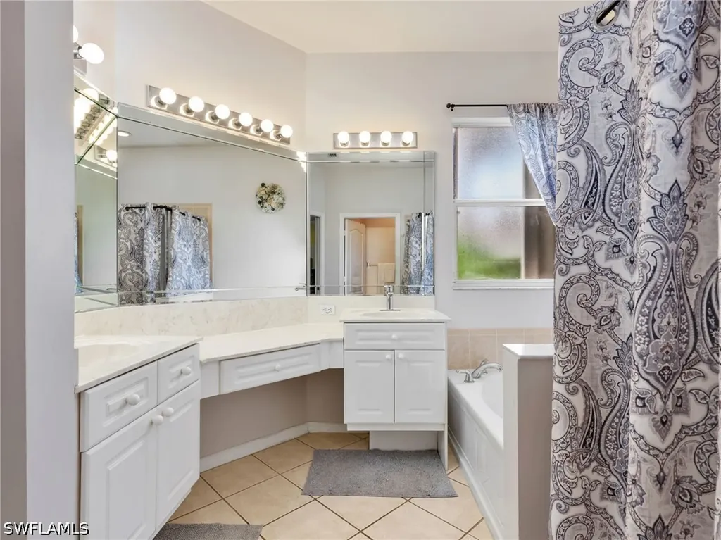 14484 Jekyll Island Court Naples FL 34119