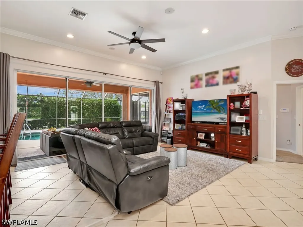 14484 Jekyll Island Court Naples FL 34119
