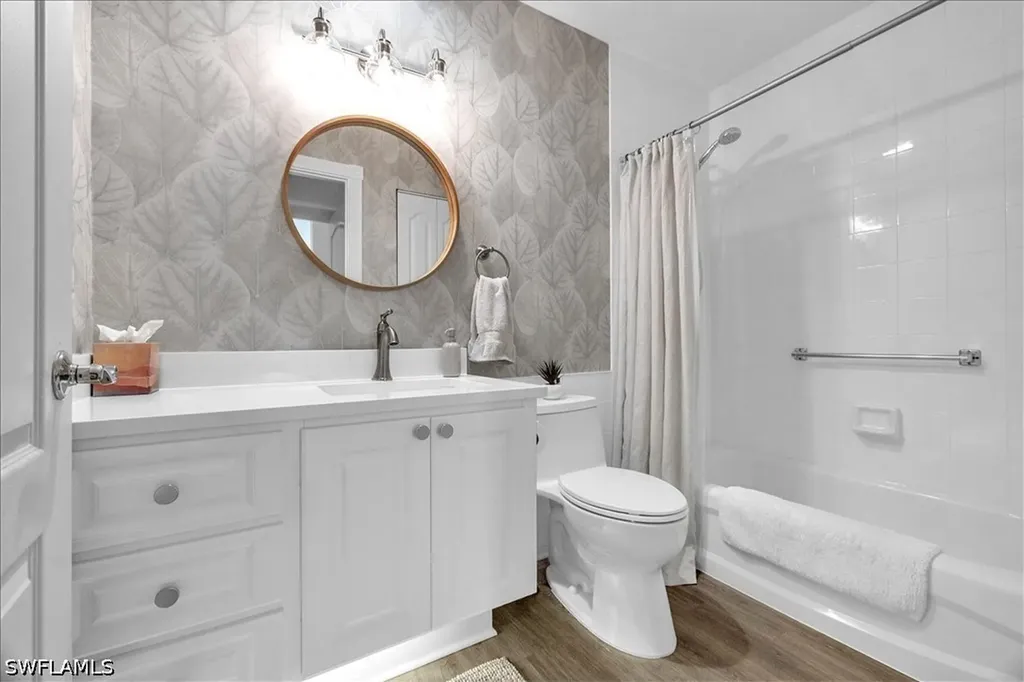 4820 San Carlo Court Naples FL 34109