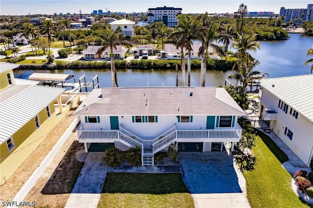 4861 Regal Bonita Springs FL 34134