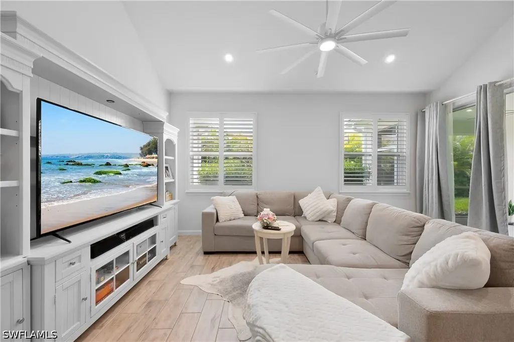 4619 Arboretum Circle Naples FL 34112