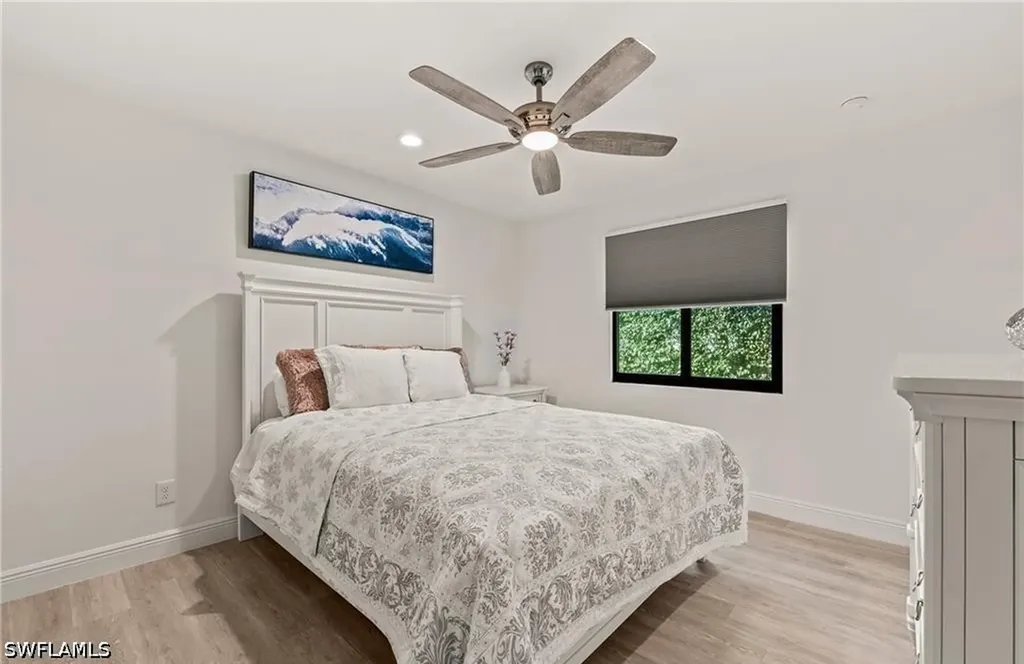 2307 Queens Way Naples FL 34112