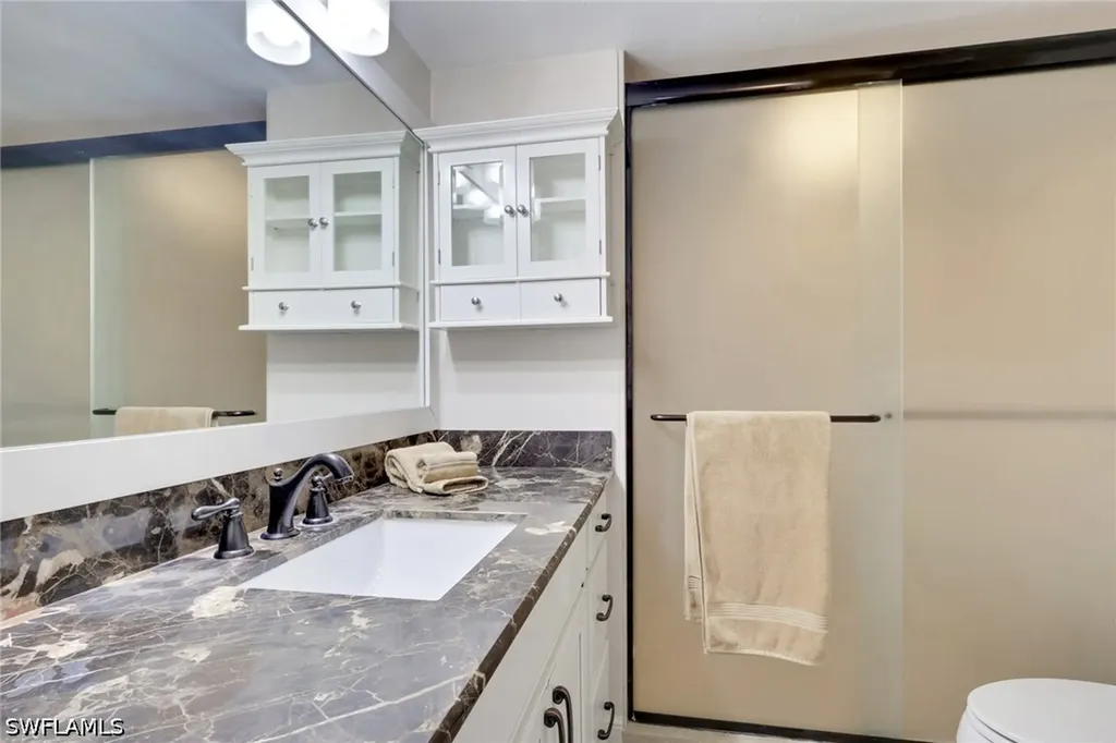 134 Cypress Way E Naples FL 34110