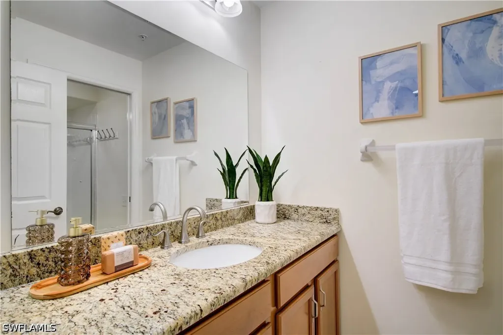 28044 Cavendish Court Bonita Springs FL 34135