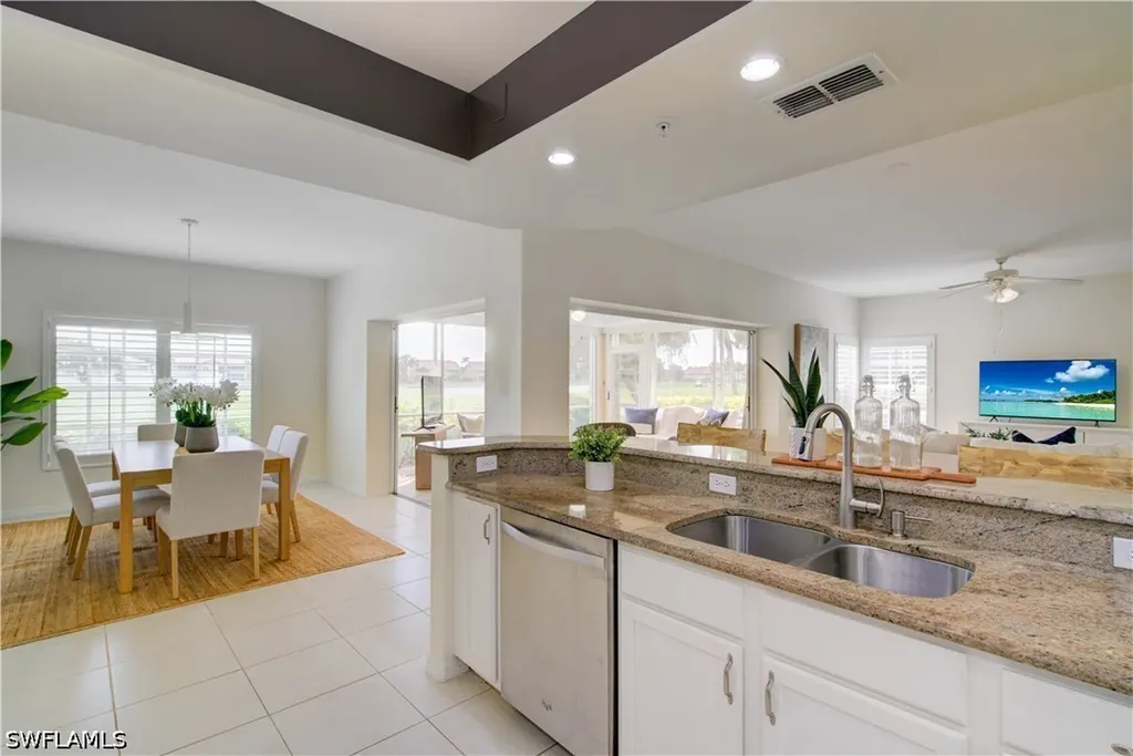28044 Cavendish Court Bonita Springs FL 34135