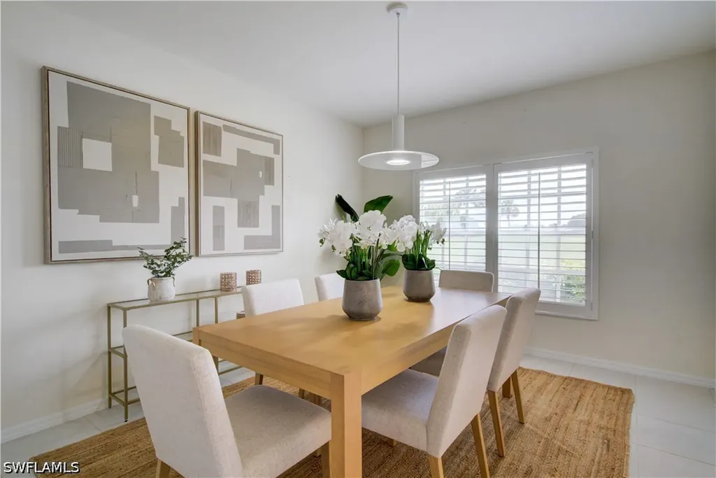 28044 Cavendish Court Bonita Springs FL 34135
