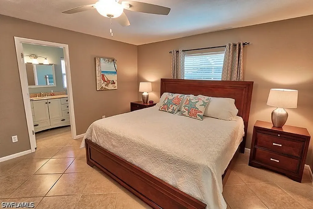 793 97th Avenue N Naples FL 34108