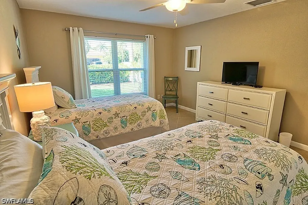 793 97th Avenue N Naples FL 34108