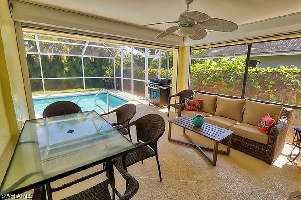 793 97th Avenue N Naples FL 34108