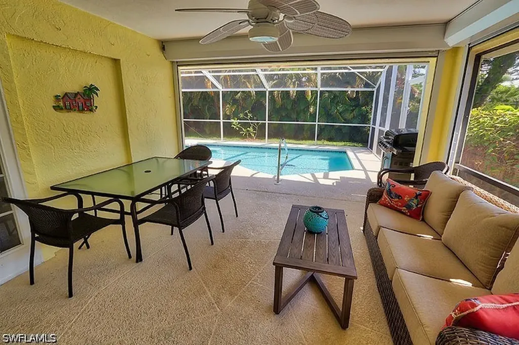 793 97th Avenue N Naples FL 34108