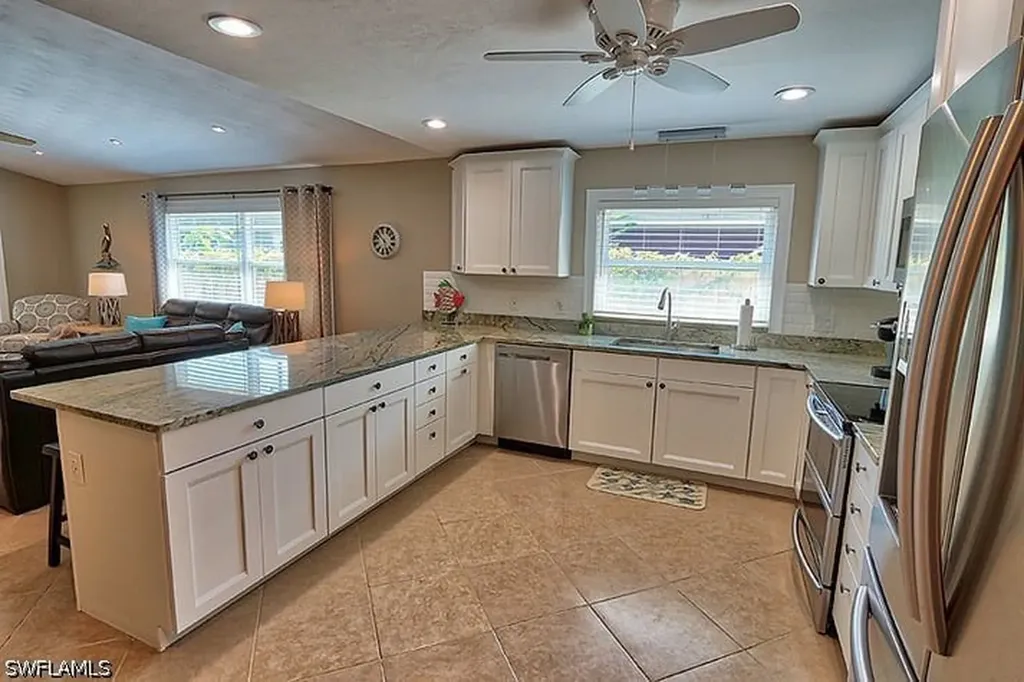 793 97th Avenue N Naples FL 34108