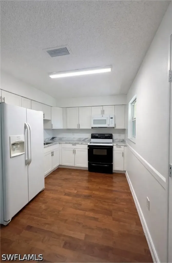 3325 Airport Road N Naples FL 34105