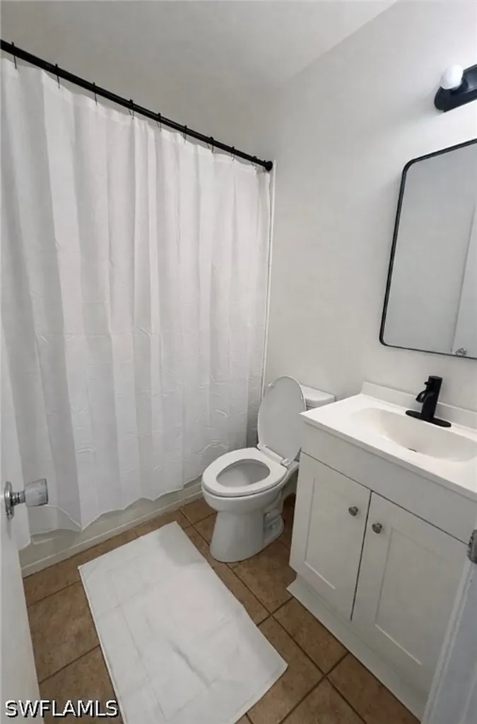 3325 Airport Road N Naples FL 34105