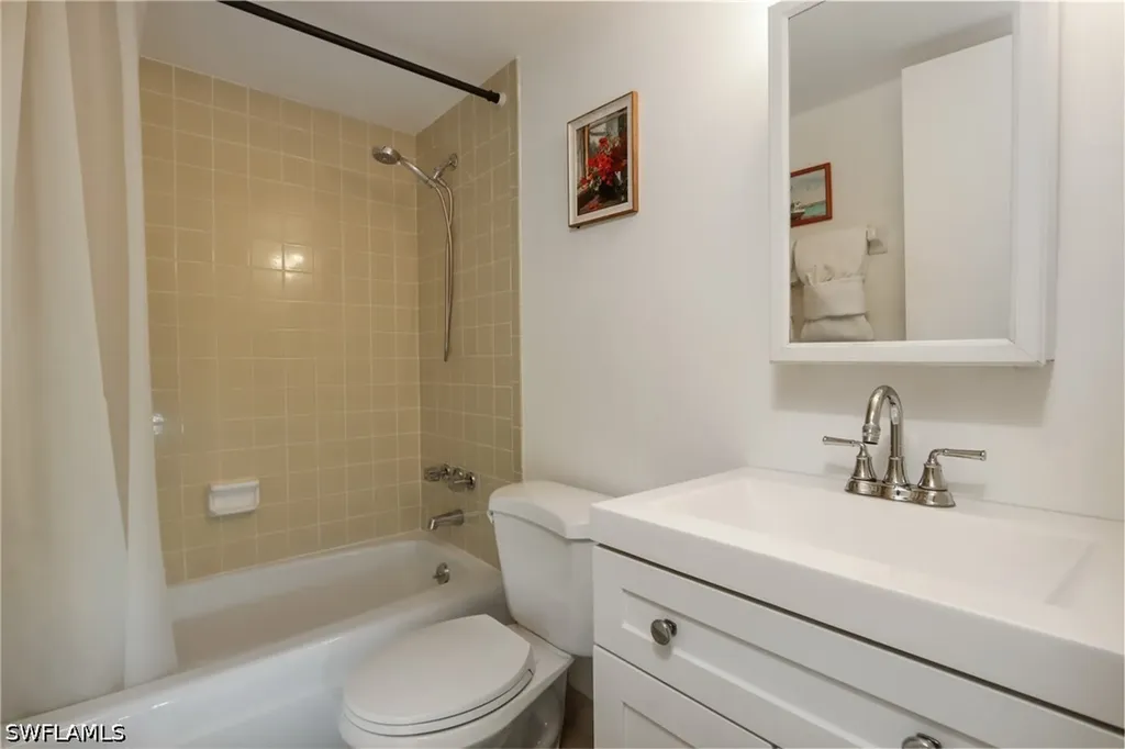 766 Central Avenue Naples FL 34102