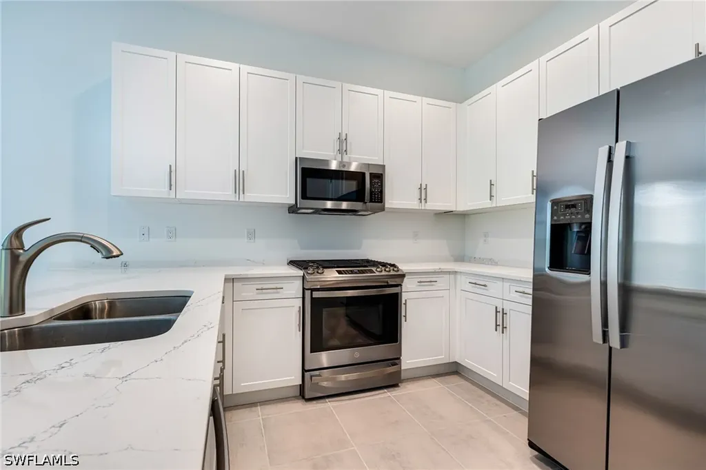 12448 Violet Lane Naples FL 34120