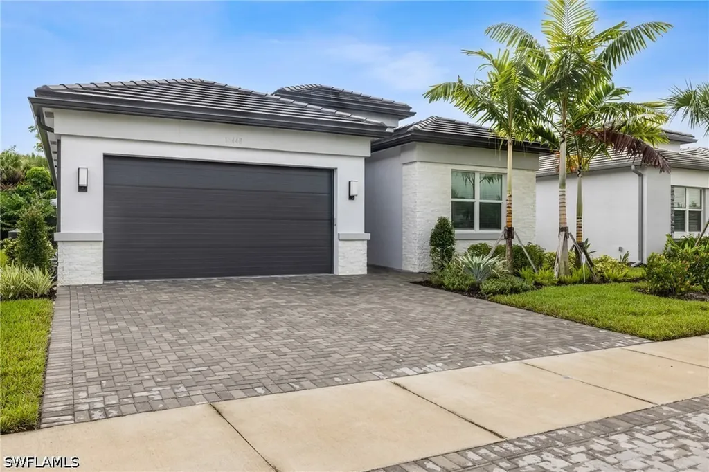 12448 Violet Lane Naples FL 34120