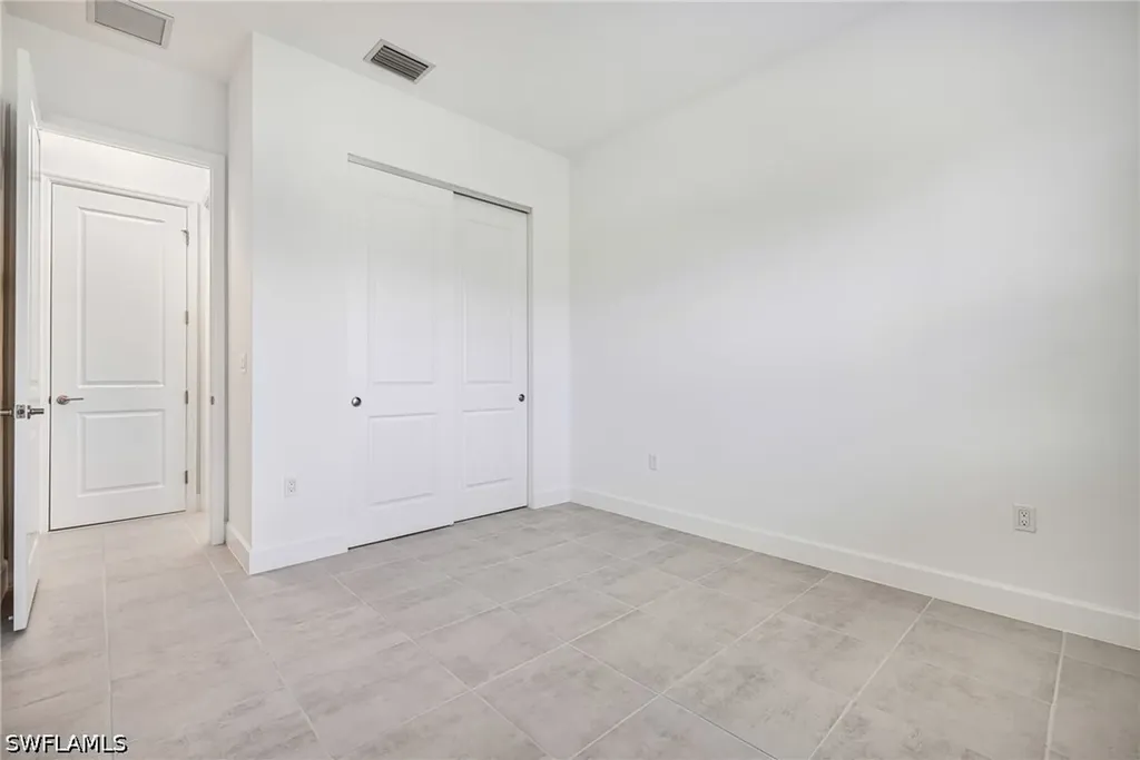 12448 Violet Lane Naples FL 34120