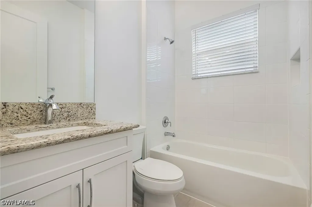 12448 Violet Lane Naples FL 34120