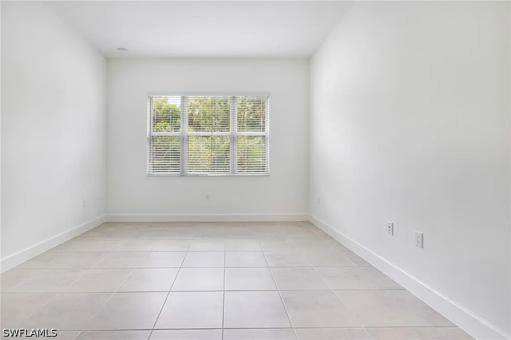 12448 Violet Lane Naples FL 34120