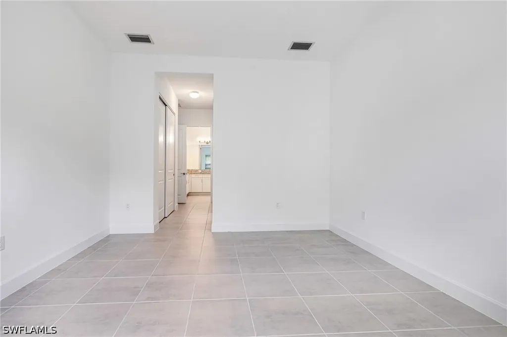 12448 Violet Lane Naples FL 34120
