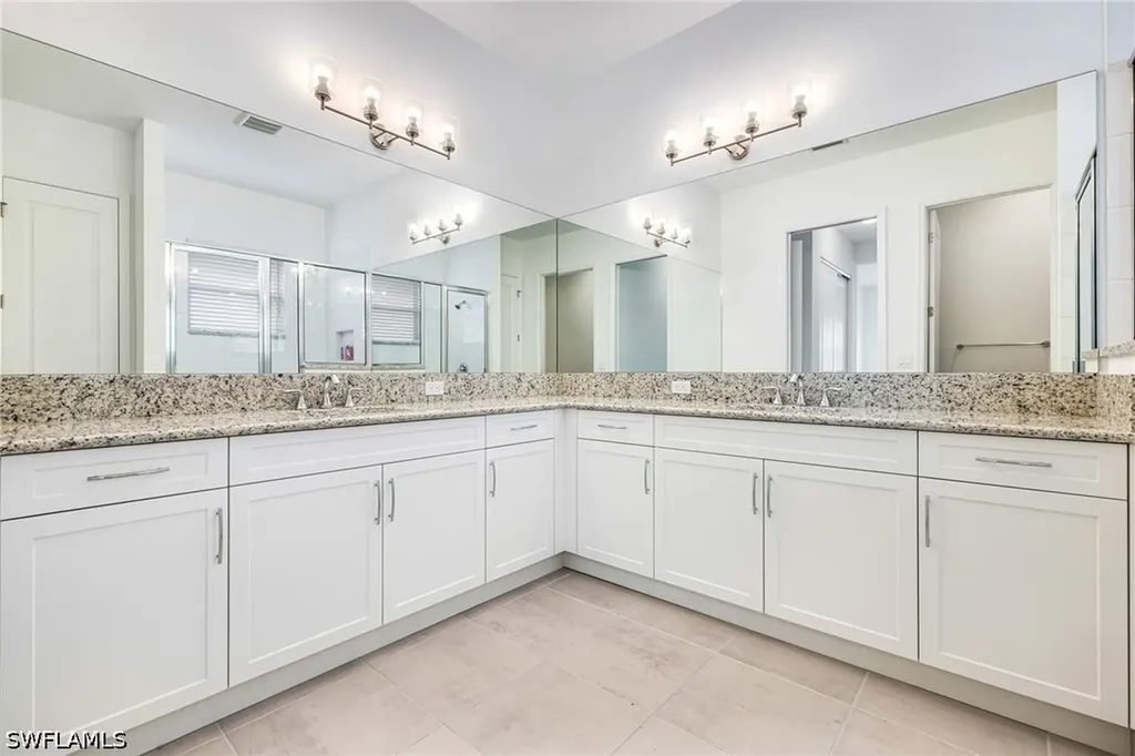 12448 Violet Lane Naples FL 34120