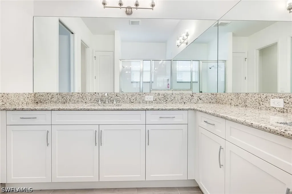 12448 Violet Lane Naples FL 34120