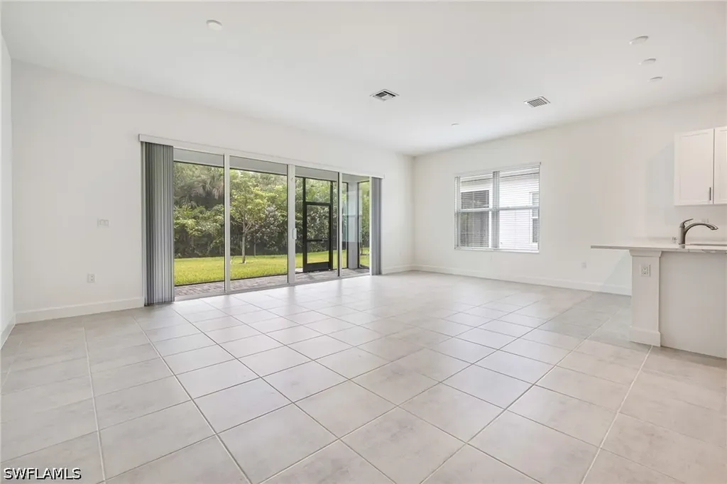 12448 Violet Lane Naples FL 34120