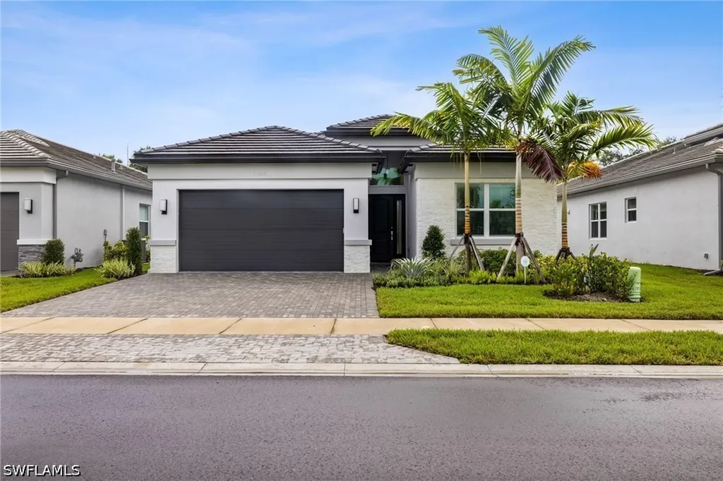 12448 Violet Lane Naples FL 34120