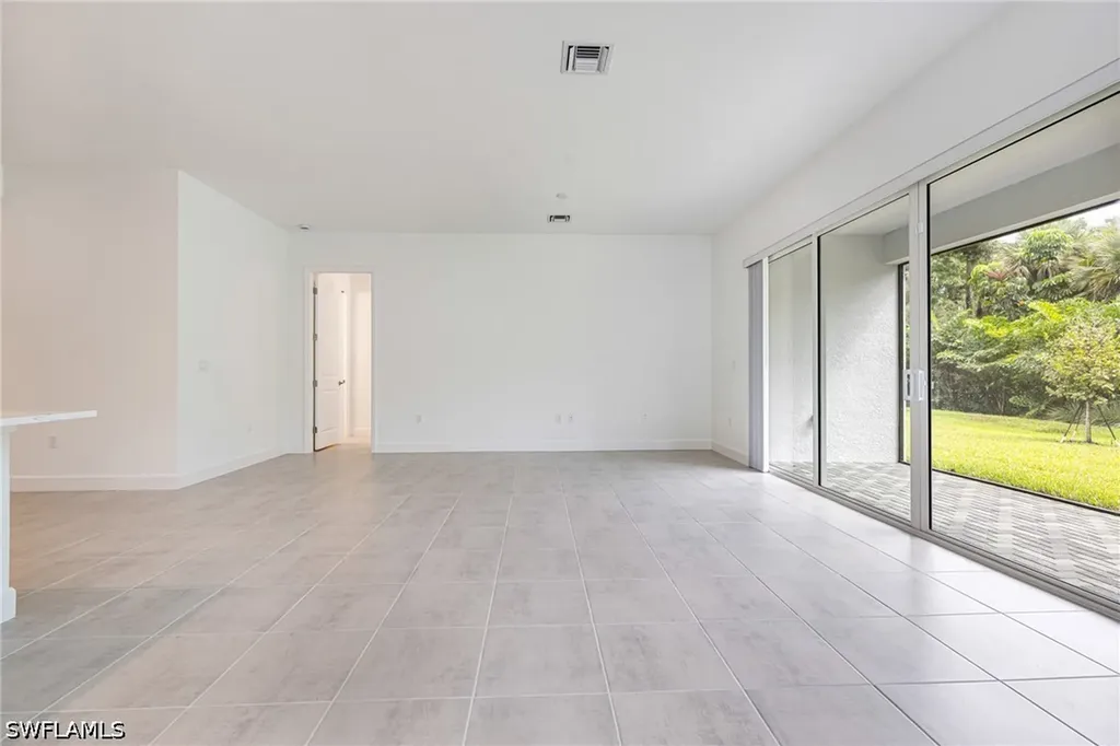 12448 Violet Lane Naples FL 34120