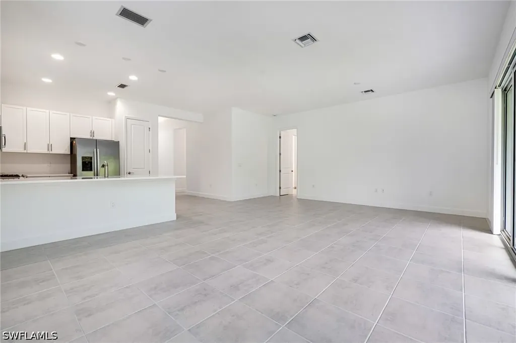 12448 Violet Lane Naples FL 34120