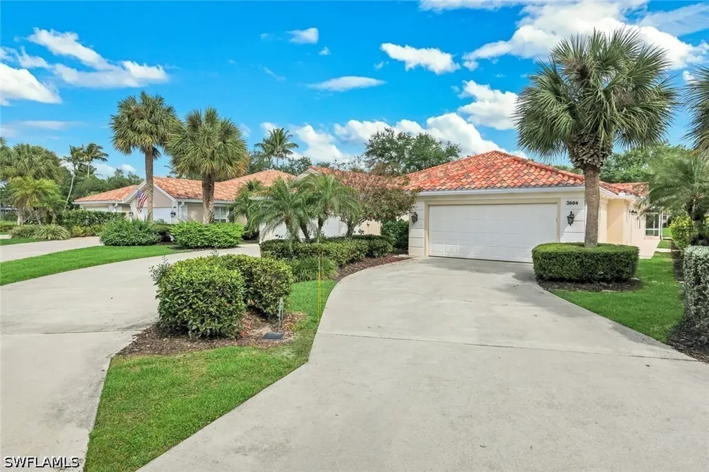 3604 El Verdado Court Naples FL 34109