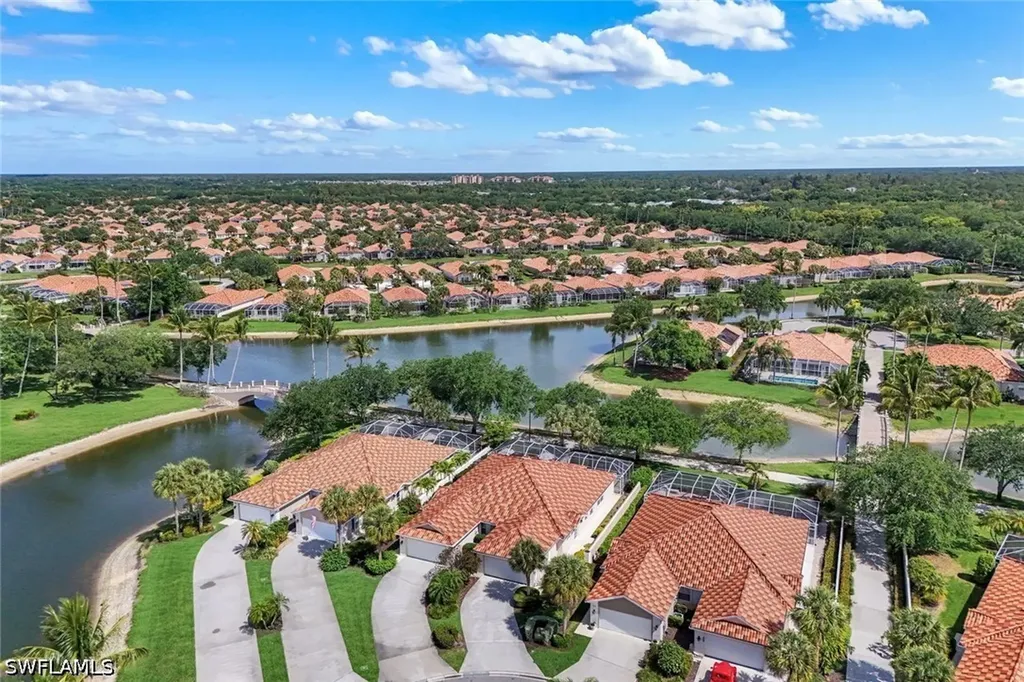 3604 El Verdado Court Naples FL 34109