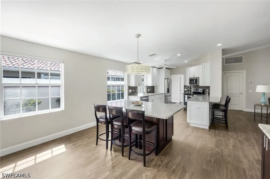 3604 El Verdado Court Naples FL 34109