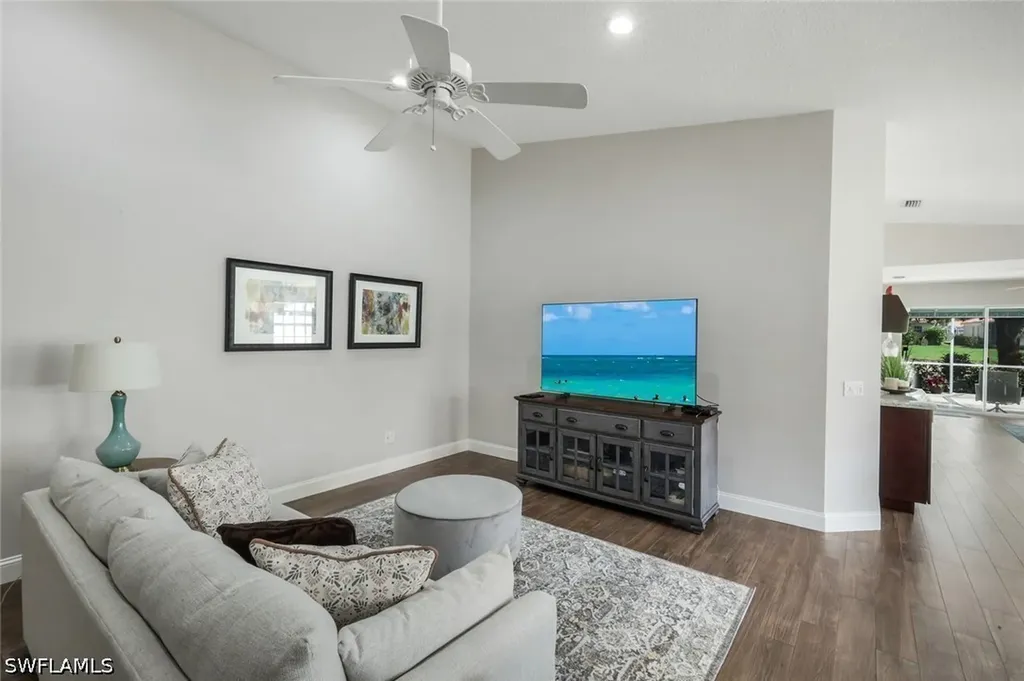 3604 El Verdado Court Naples FL 34109