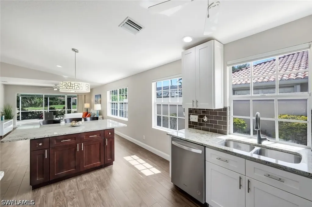 3604 El Verdado Court Naples FL 34109