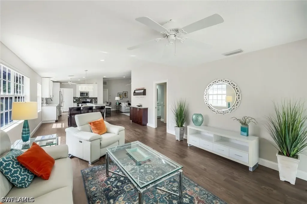 3604 El Verdado Court Naples FL 34109