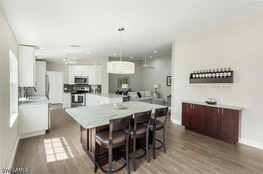 3604 El Verdado Court Naples FL 34109