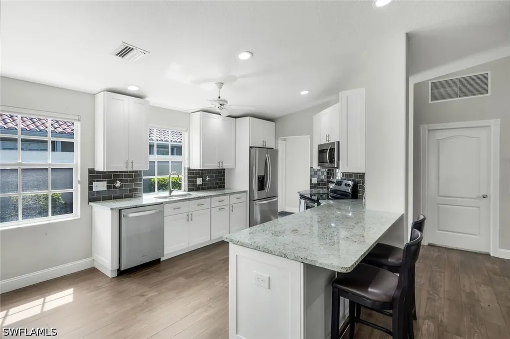 3604 El Verdado Court Naples FL 34109
