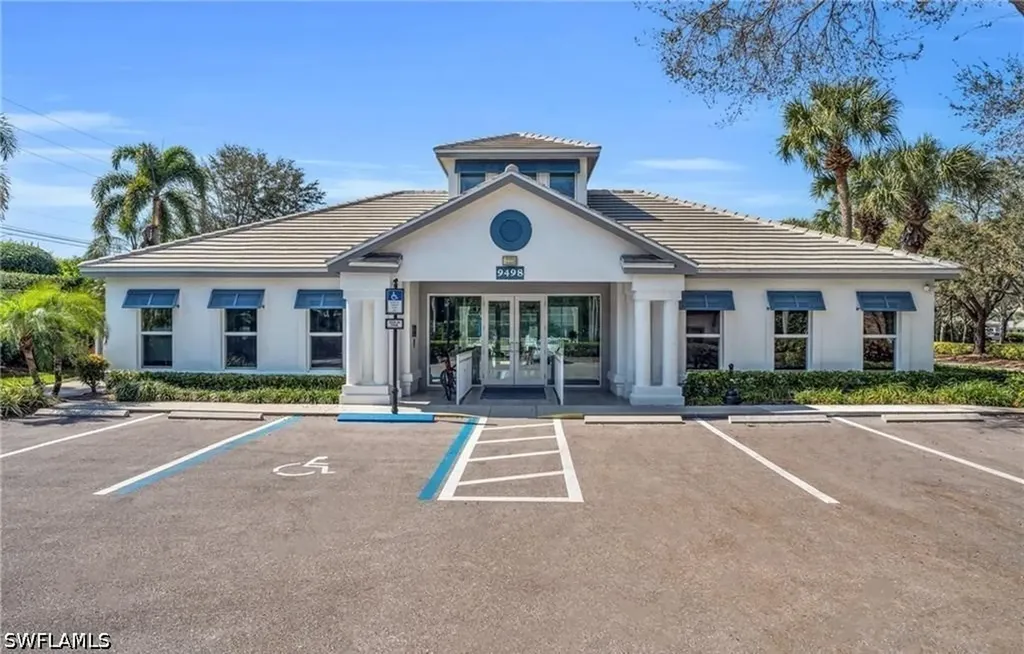 3775 Fieldstone Boulevard Naples FL 34109