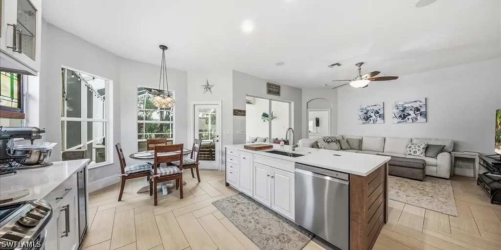 6191 Ashwood Lane Naples FL 34110