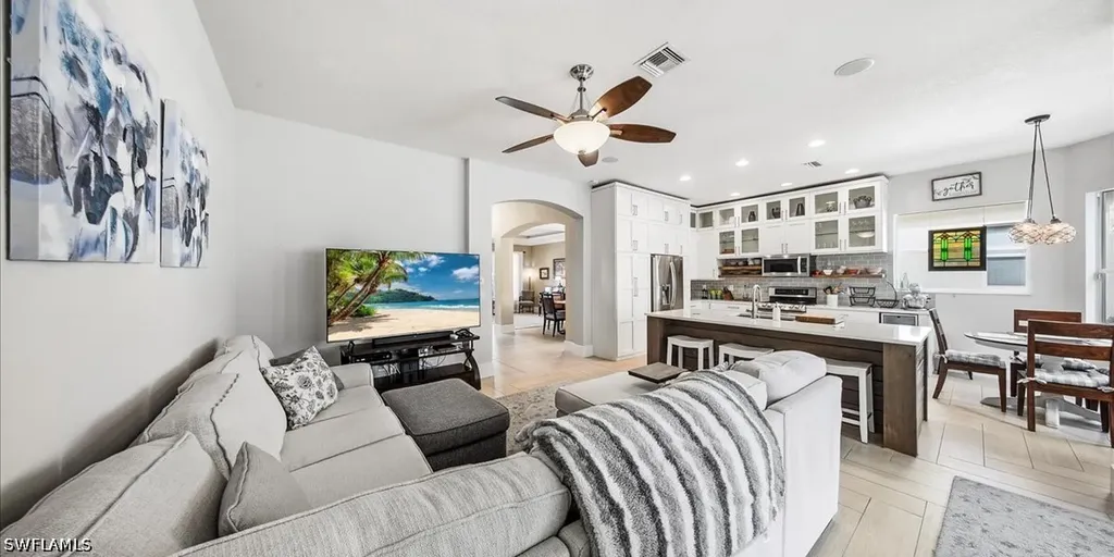 6191 Ashwood Lane Naples FL 34110