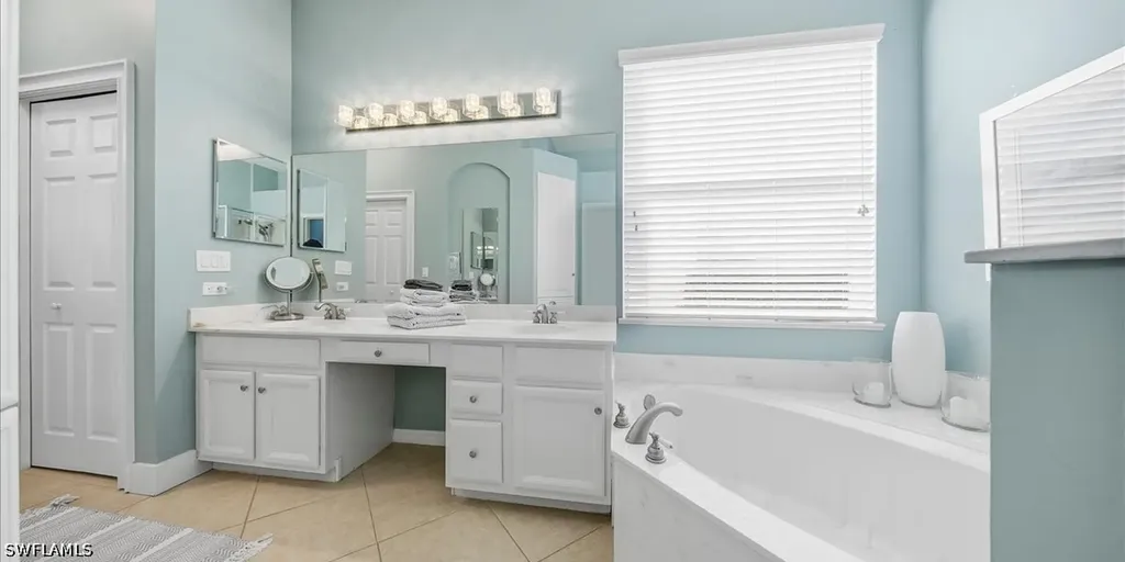 6191 Ashwood Lane Naples FL 34110