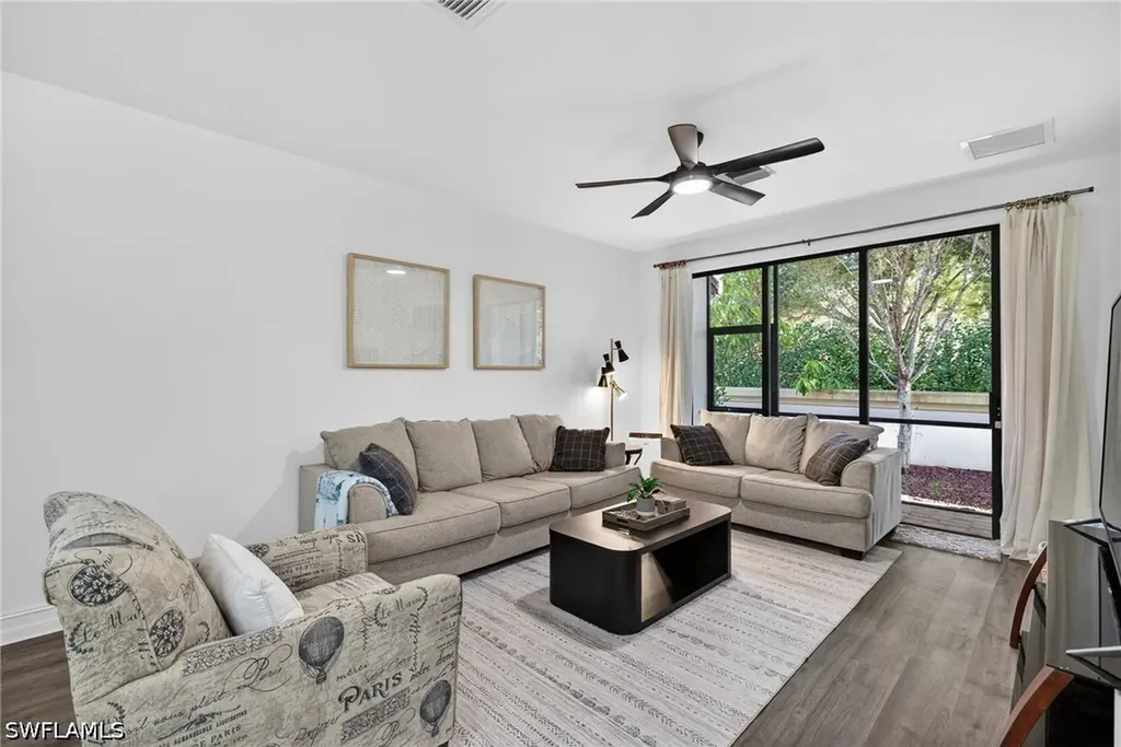 7845 Bristol Circle Naples FL 34120