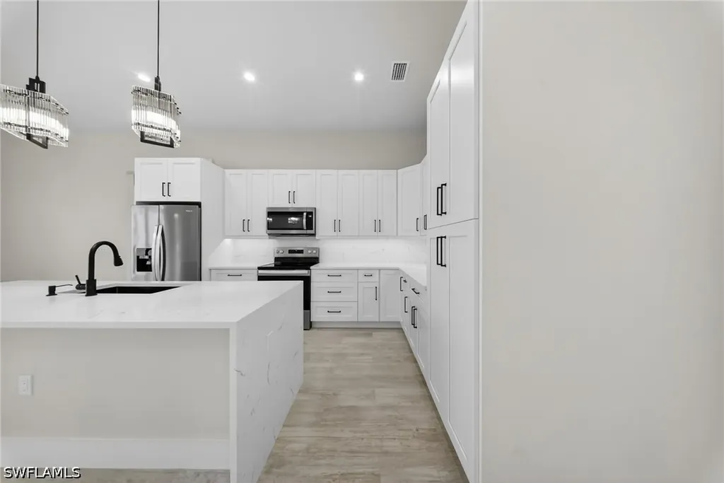 4237 22nd Avenue NE Naples FL 34120