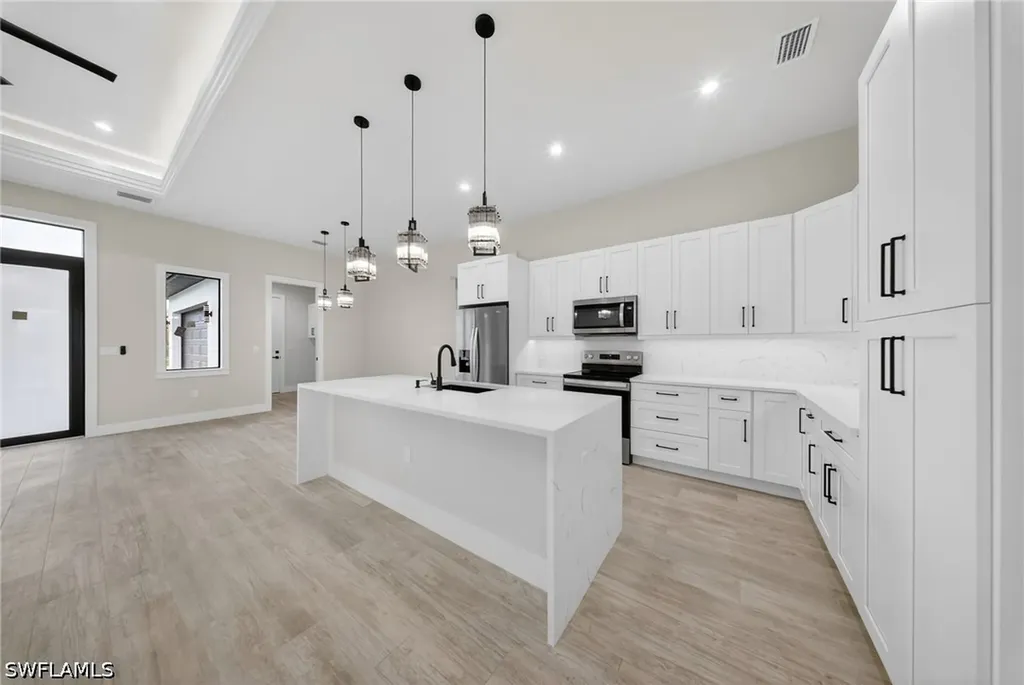 4237 22nd Avenue NE Naples FL 34120