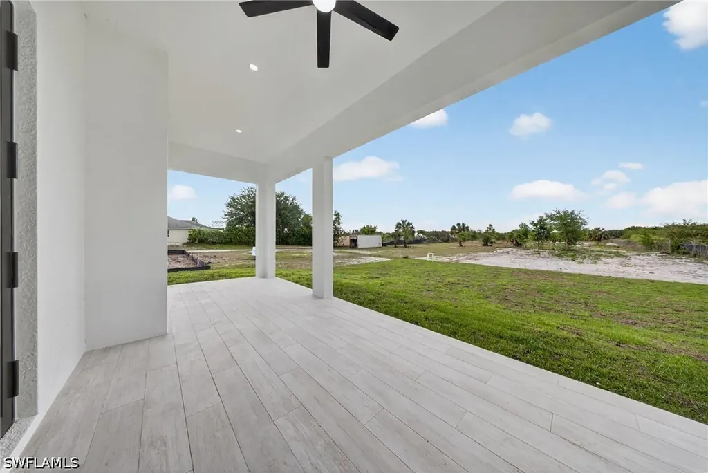 4237 22nd Avenue NE Naples FL 34120