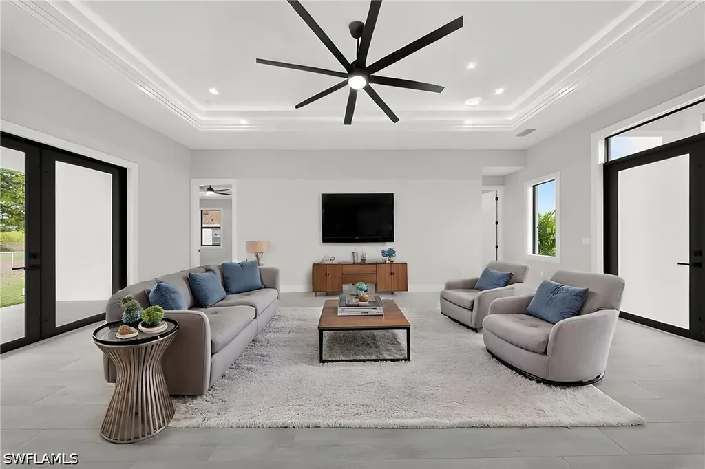 4237 22nd Avenue NE Naples FL 34120